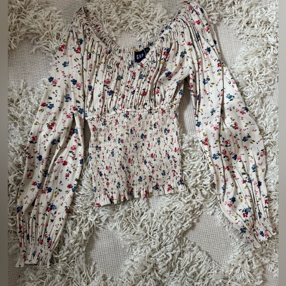 GAP Cream Floral Smocked Peplum Blouse with Puff Sleeves